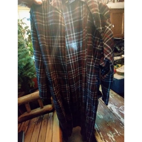 Plaid fruit of the loom bath robe - Picture 6 of 9